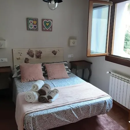 Apartamento Cine Colon 2 Ribadeo Buitenkant foto